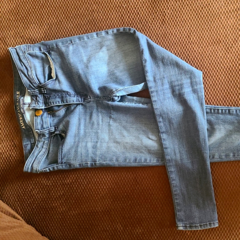 American Eagle Jeans. Size 27.